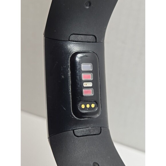 Fitbit Charge 4 FB417 Activity Tracker Heart Rate GPS NFC Smartwatch No Charger - Picture 6 of 12